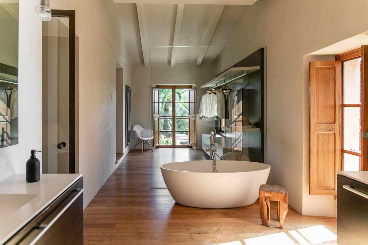 Premier Villa Rental In Mallorca Es Barranc Vell Портол Экстерьер фото